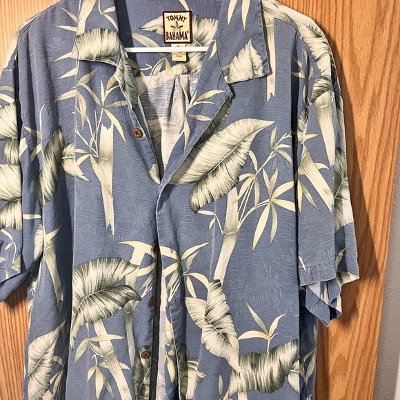 Tommy Bahama Other - Tommy Bahama Blue and Green Leaf Print Shirt